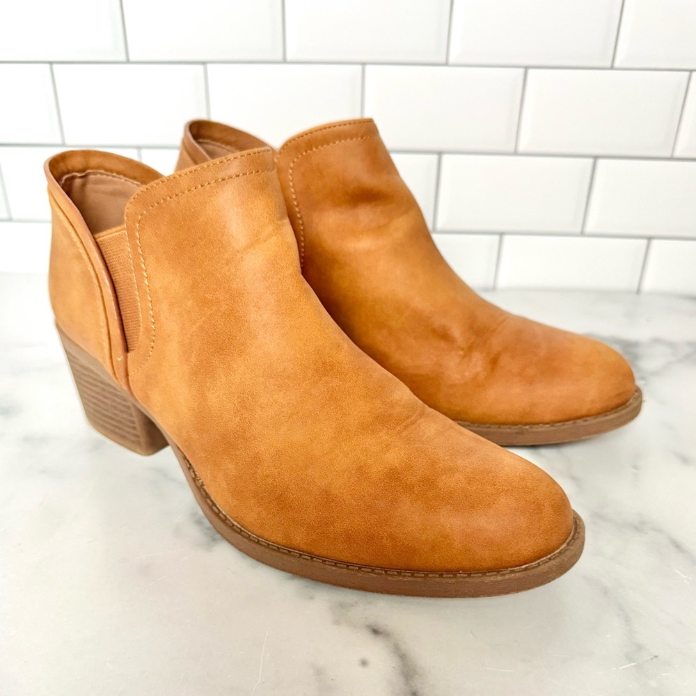 Women’s Size 8 Ankle Booties Qupid - Picture 5 of 9